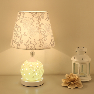 欧式客厅书房卧室床头灯喂奶小夜灯，创意时尚布艺，可调光陶瓷台灯
