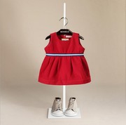秋冬品牌童装童裙儿童女童连衣裙，背心裙中小童宝宝呢子红色裙