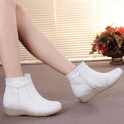 秋冬季女鞋坡跟女棉鞋加绒棉靴护士鞋中跟牛筋底白色短靴女靴