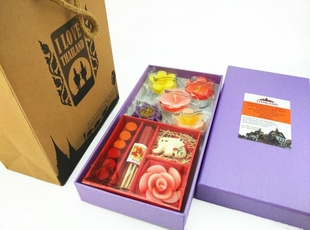 泰国手信旅游纪念工艺品盒装，大象熏香礼盒，手提袋套装伴手礼物