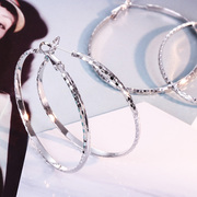 曼休妮s925银针大耳圈女韩国个性气质，耳钉时尚耳扣圆形圆圈圈耳环