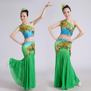 傣族舞蹈演出服装孔雀舞，民族服装舞蹈服装女装傣族裙子表演服饰