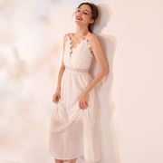 蕾丝小礼服裙性感吊带，长裙2022年会季超仙女，v领白色连衣裙女
