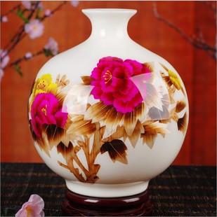 景德镇陶瓷器台面花瓶 现代时尚中国红牡丹麦秆花插装饰客厅摆件