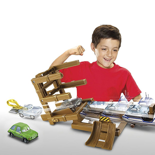 汽车总动员2儿童仿真玩具，车汽车模型弹射麦昆摆件玩具