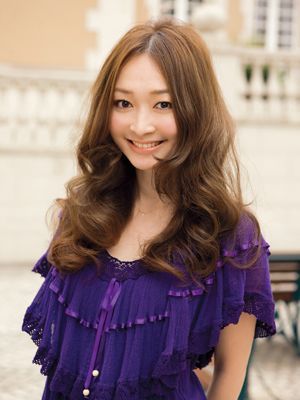 <em>不用发夹</em>的<em>扎头</em>方法日本入秋6款最流行发型 必