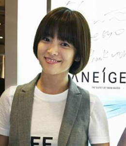 可爱纯真 女头发染<em>什么颜色好看</em>星宋慧乔百变