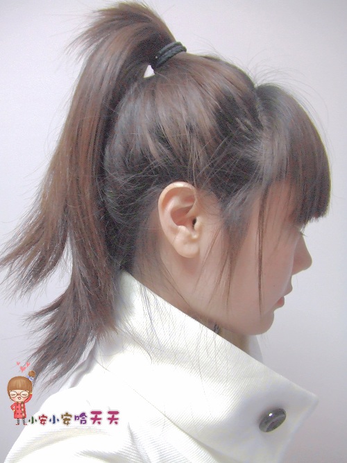 小安真人示范流行<em>盘头发</em>的图解<em>1分钟</em>韩式盘发