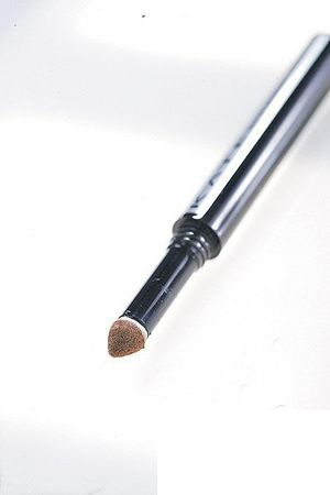 画眉3步骤 男士用什么防晒霜好轻松打造早春开