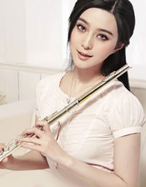 <em>头发</em>少的<em>短发发型</em>惊艳迷人 范冰冰15款风情时