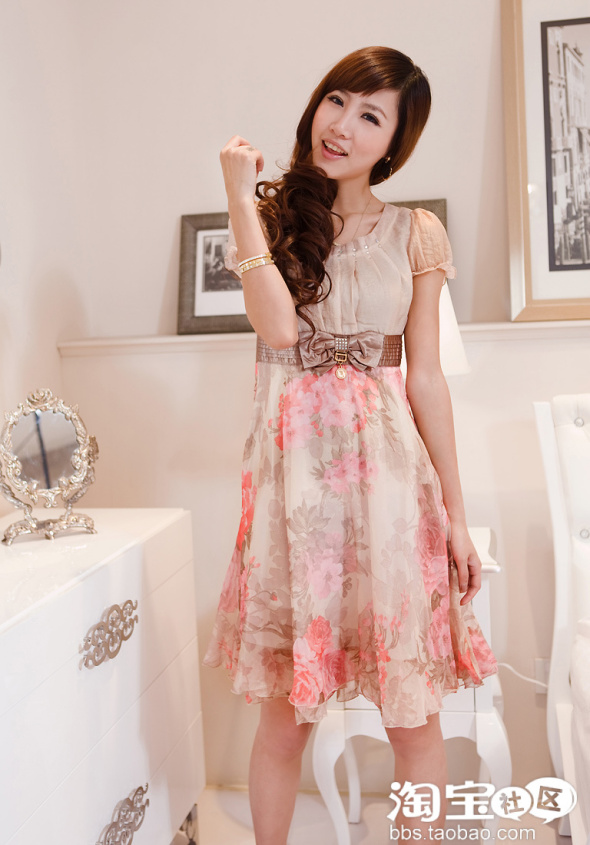<em>iqr 淘宝女装</em>【搭配女王第一季】★☆激情六月